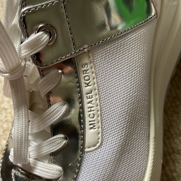 Brand new without box - Picture 5 of 9